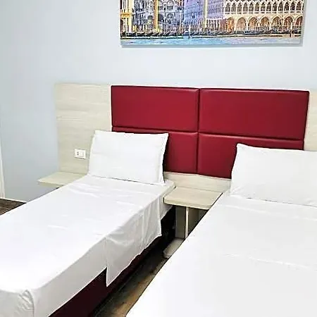 Dream Hub 5* Benátky